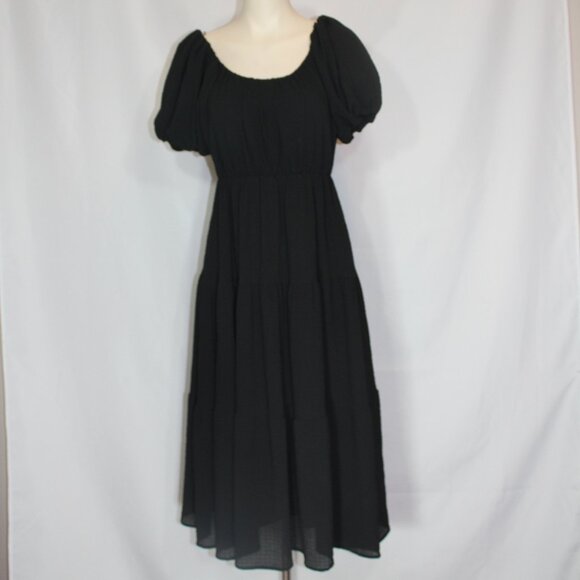 ASTR The Label Tiered Short Sleeve Dress in Black woman dress size XS - Picture 2 of 7